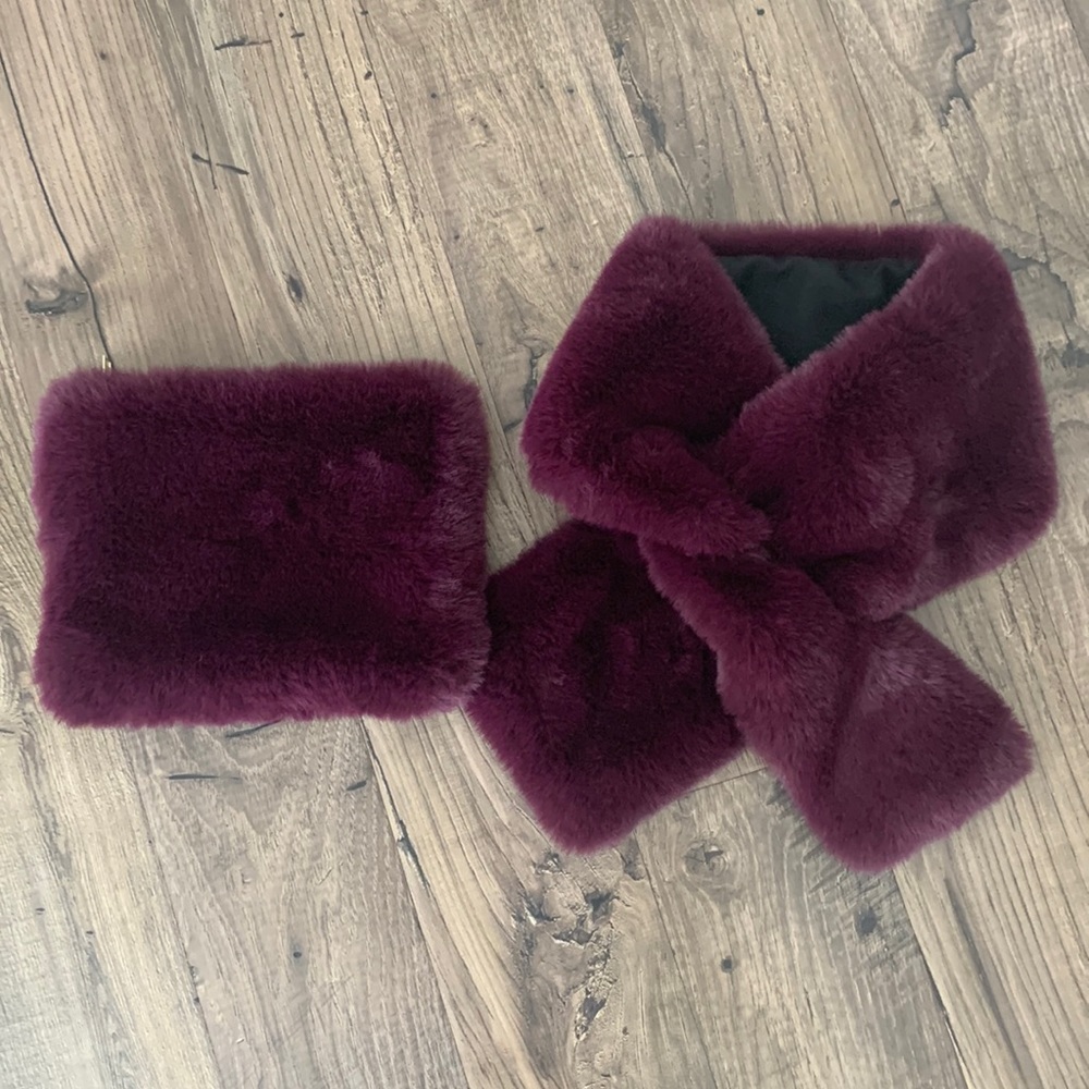 Scarf and clutch